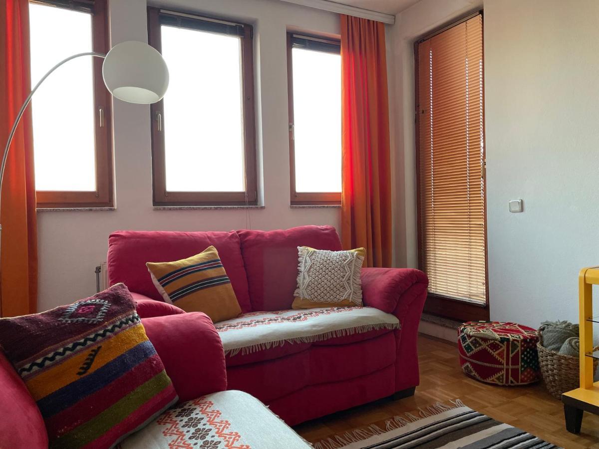Mexican Touch Apartment With Parking Garage Pristina Eksteriør bilde